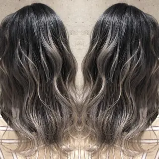 セミロング カラーモデル募集中 美容室ハピスのヘアスタイル