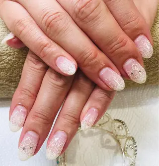 ネイル CROWN プライベートサロンのネイルデザイン