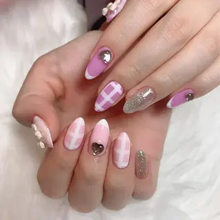 ネイル Nail salon EM（エム）諸星のネイルデザイン