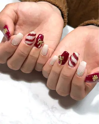 ネイル Allybell🫧 Ayakaのネイルデザイン