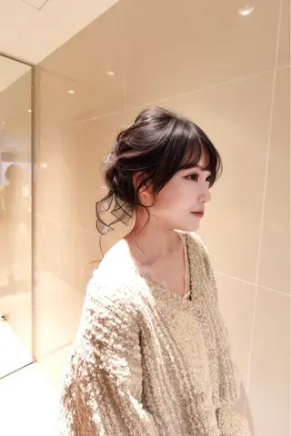 セミロング 🎀盛れるアレンジ/ 艶カラー🩰rioのヘアスタイル