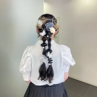 ヘアアレンジ 垢抜け小顔レイヤー オリーブ/スミレのヘアスタイル