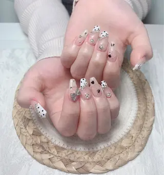 ネイル uu ネイルサロン関内🌼のネイルデザイン
