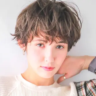 ショート カラー レイヤー暖色カラー 池袋Yamamotoのヘアスタイル