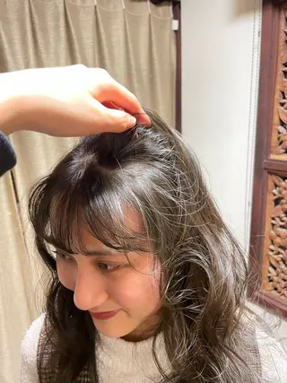 ロング カラー 似合わせレイヤー/透 明感カラー/momiのヘアスタイル