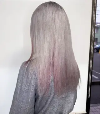 セミロング カラー ブリーチカラー🫧 森　凪沙のヘアスタイル