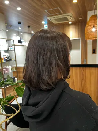 ミディアム カラー コバヤシ ユメのヘアスタイル