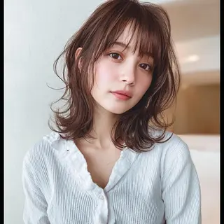 ミディアム ブリーチなし透明感 カラー✨横山 佳希のヘアスタイル
