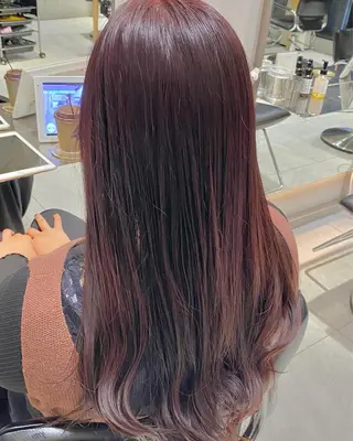 ロング カラー ヘアアレンジ 赤み消しグレージュ 🫒ｒｅｏｎのヘアスタイル