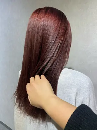 カラー Bish Yanaのヘアスタイル