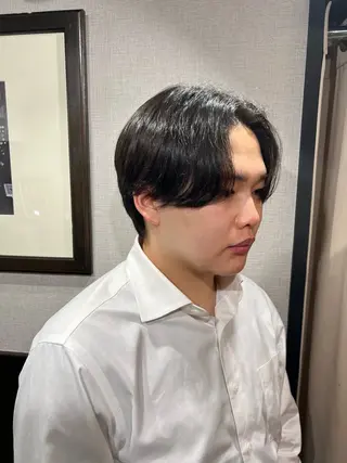 ミディアム メンズカット オカムラリョウのヘアスタイル