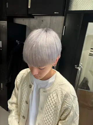 カラー メンズ _WHITE / KENTOのヘアスタイル
