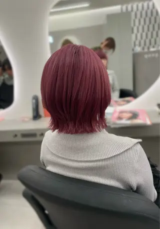 ショート カラー 愛華 【geep】のヘアスタイル