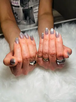 ネイル ビューティーサロン B.glossyのネイルデザイン