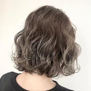 ミディアム カラー パーマ ヘアアレンジ stylist 🌸 kana.のヘアスタイル