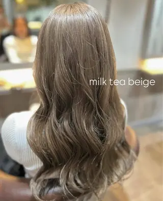 ミディアム カラー ヘアアレンジ Rina🌷 ダメージレスカラーのヘアスタイル