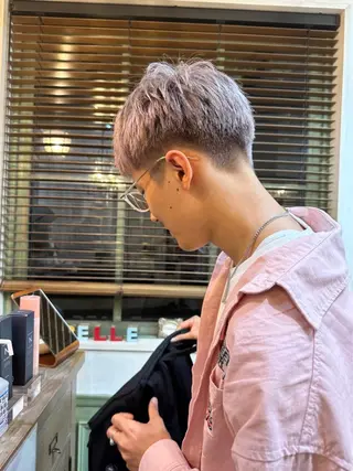 カラー メンズ 赤木蓮/メンズ特化/ メンズパーマ/のヘアスタイル