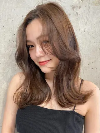 セミロング カラー Pia ツボイ ケイタのヘアスタイル