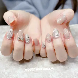 ネイル Nail •Head スパFortunaのネイルデザイン
