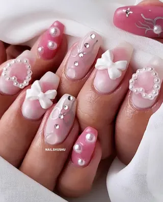 ネイル 3dパーツ/流行り 👧shushu❤️のネイルデザイン