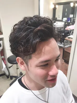ショート パーマ メンズ アザマ　ヤスカツ _rosso 川口のヘアスタイル