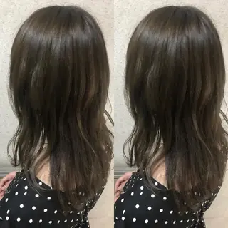ミディアム カラー 小栗 麻衣のヘアスタイル