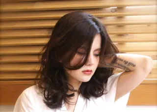 ミディアム みうら ミウラのヘアスタイル