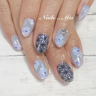 ネイル .Nails Mio 赤羽西ネイルサロンのネイルデザイン