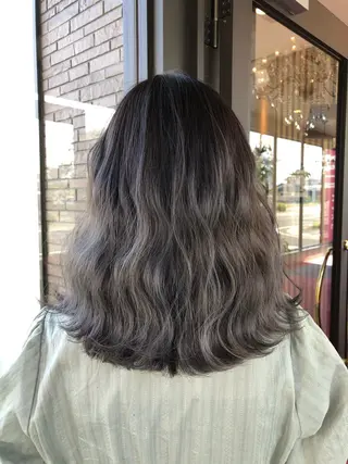 ミディアム カラー 大塚 貴之のヘアスタイル