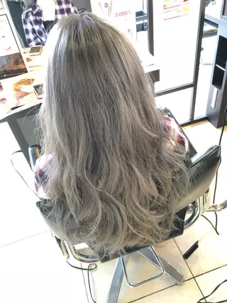 ロング カラー 手塚 亮汰のヘアスタイル