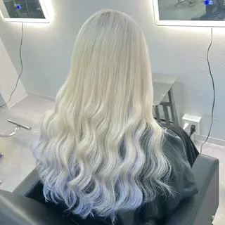 セミロング カラー ブリーチ&エクステ 🥀ケアカラー特化のヘアスタイル