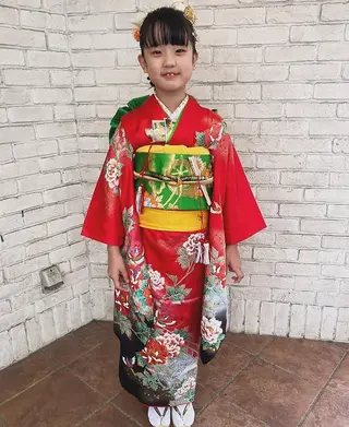 キッズ あやかショート 白髪ぼかしのヘアスタイル