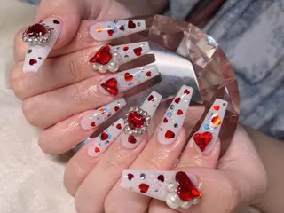 ネイル マツエク・マツパ アイブロウ Nail&eye Belire 新宿のネイルデザイン