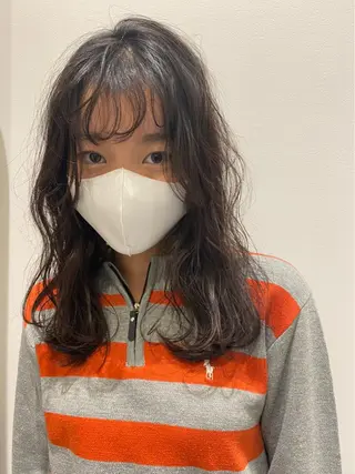 ロング 狩野 羅夢のヘアスタイル