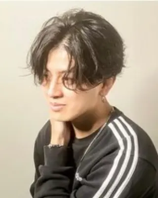 カラー パーマ ヘアアレンジ メンズ 🍑🧋ハイトーン 暖色カラーlucaのヘアスタイル