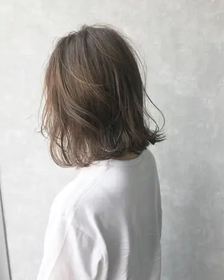ミディアム カラー レイヤーカット BLend 渋谷のヘアスタイル