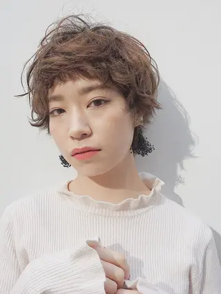 ショート カラー パーマ カラーモデル募集中 美容室ハピスのヘアスタイル