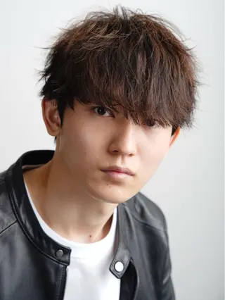 ショート パーマ メンズ メンズヘア特化 崎田 成人のヘアスタイル