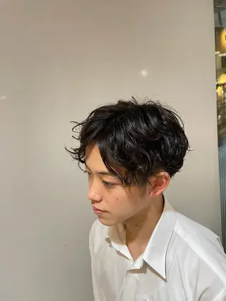 ショート レイヤーカット 特化型シオンのヘアスタイル