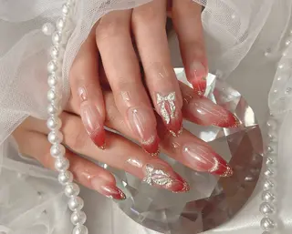 ネイル bijou nails　蓮のネイルデザイン