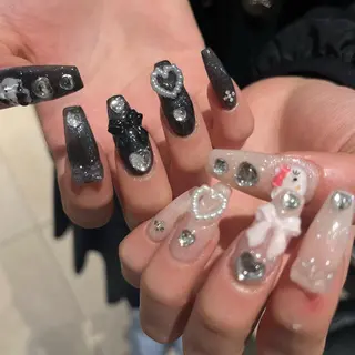 ネイル moca心斎橋店 Aina🐈⬛🤍のネイルデザイン