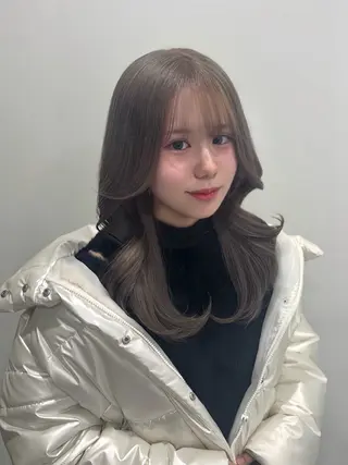 ロング カラー ヘアアレンジ 韓国レイヤーカット /韓国トレンドカラーのヘアスタイル