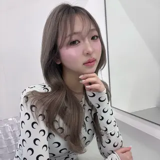 ロング カラー 韓国ヘア💖Wカラー 💖透明感カラー💖のヘアスタイル
