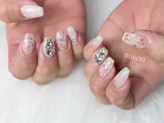 ネイル mison 安形友花のネイルデザイン