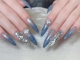 ロング 💅 リリアのネイルデザイン