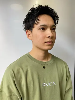 メンズ キタダ ヒロキのヘアスタイル