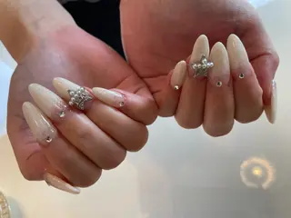 ネイル ♡ビジュール♡ NAIL &まつ毛のマツエク・マツパデザイン