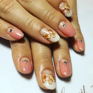 ネイル Li'leaNail AINAのネイルデザイン