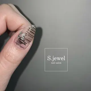 ネイル S♡JEWEL所属・S. JEWELのネイルデザイン
