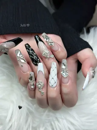 ネイル Julli NailStudioのネイルデザイン